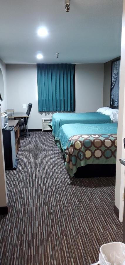 Hotel Super 8 By Wyndham Chickasha Exteriér fotografie